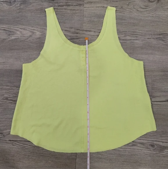 Nike Women Dry Fit Tank Top Size Medium - Picture 4 of 9